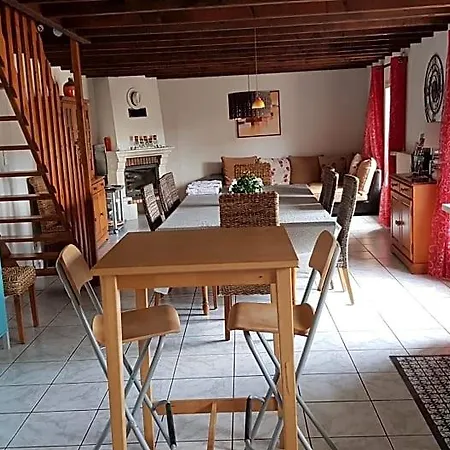 La Sente Des Vignes Hauteville (Marne)