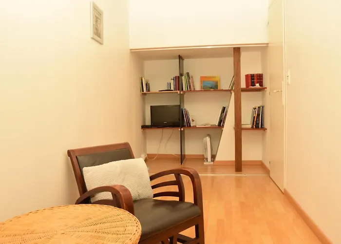 La Sente Des Vignes Bed & Breakfast