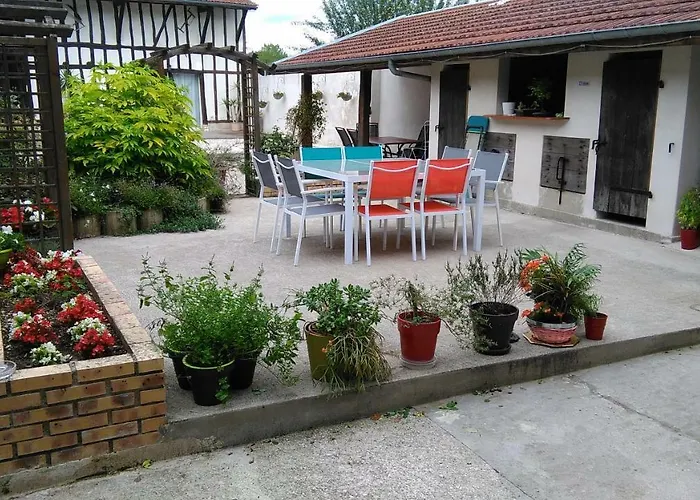 La Sente Des Vignes Hauteville (Marne)